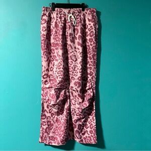 NWT Romwe XL Pink Animal Print Elastic Waistband Pants Ruched Knee
